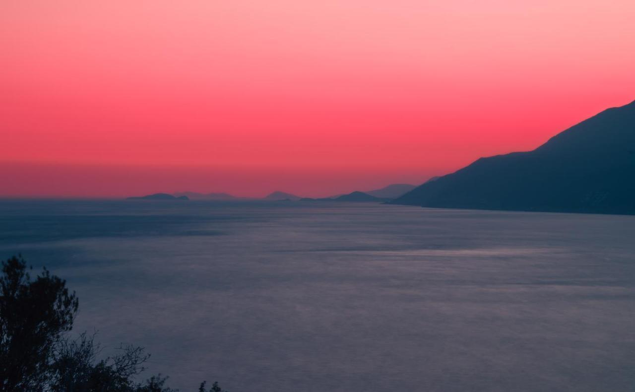 Guemues Yazar Hotel Kaş Buitenkant foto
