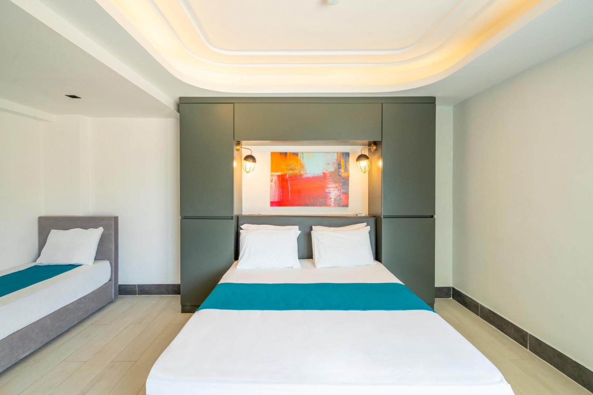 Guemues Yazar Hotel Kaş Kamer foto