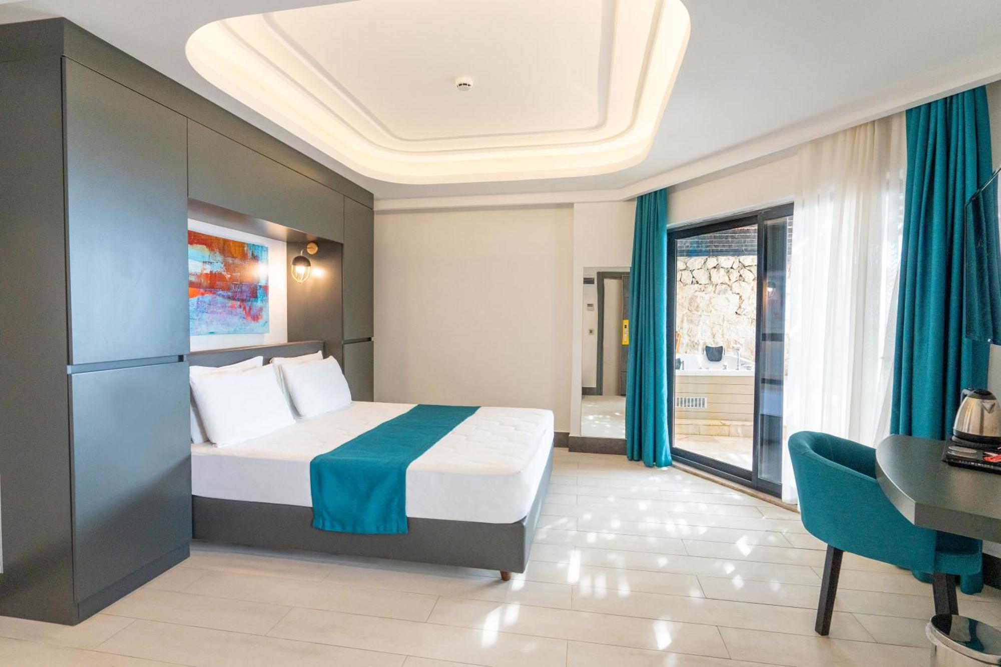 Guemues Yazar Hotel Kaş Kamer foto