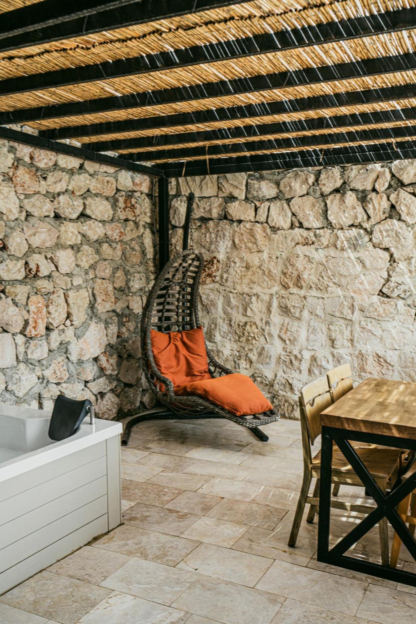 Guemues Yazar Hotel Kaş Kamer foto
